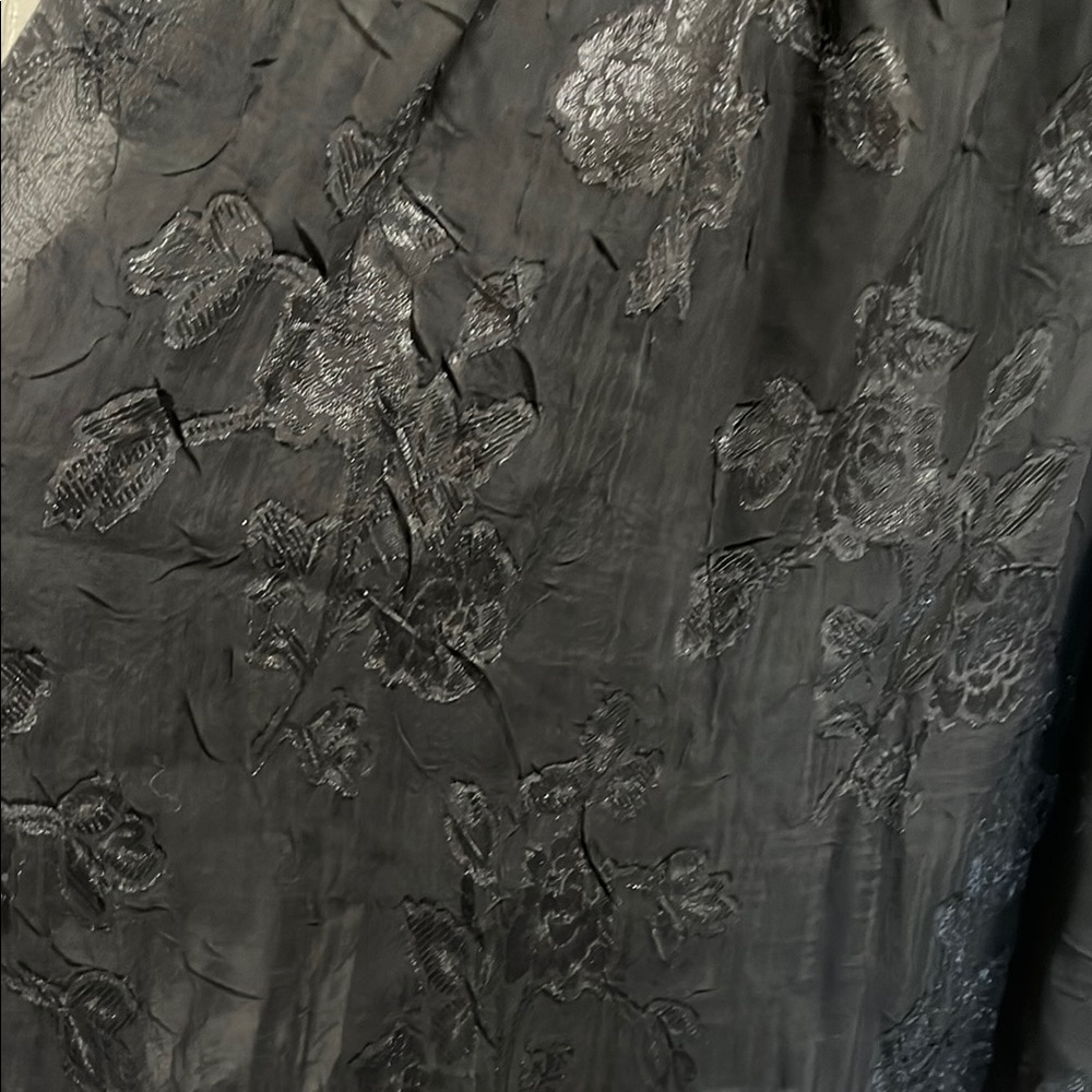 Black Ruffled Tunic Top - Picture 5 of 7